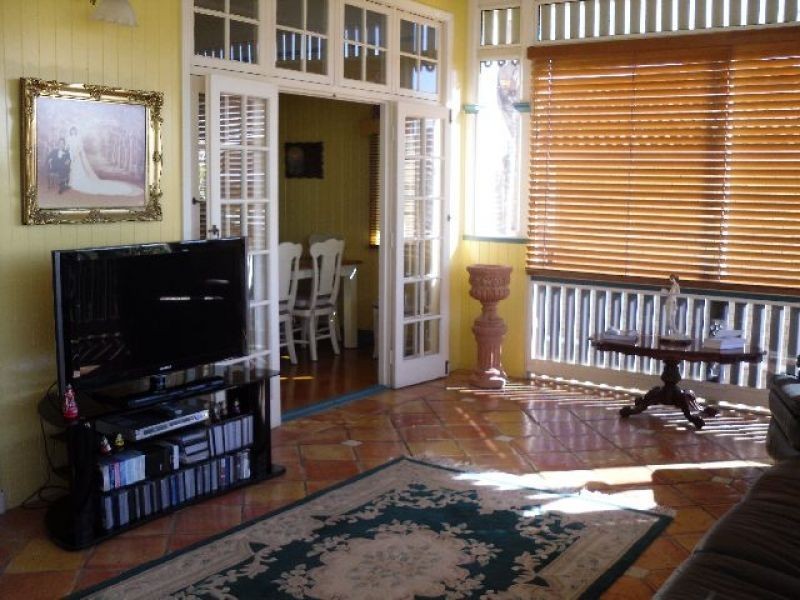 31 Nicholson Street, Greenslopes QLD 4120