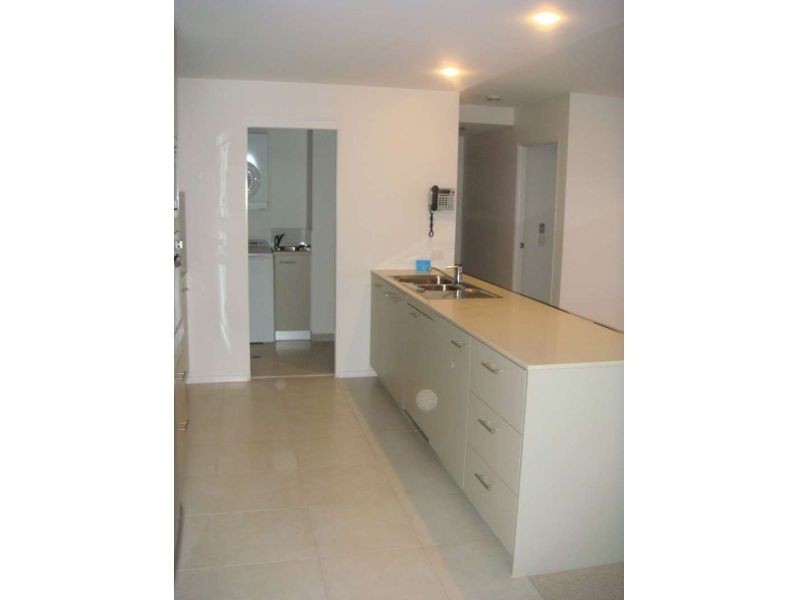 1209/2 Activa Way, Hope Island QLD 4212