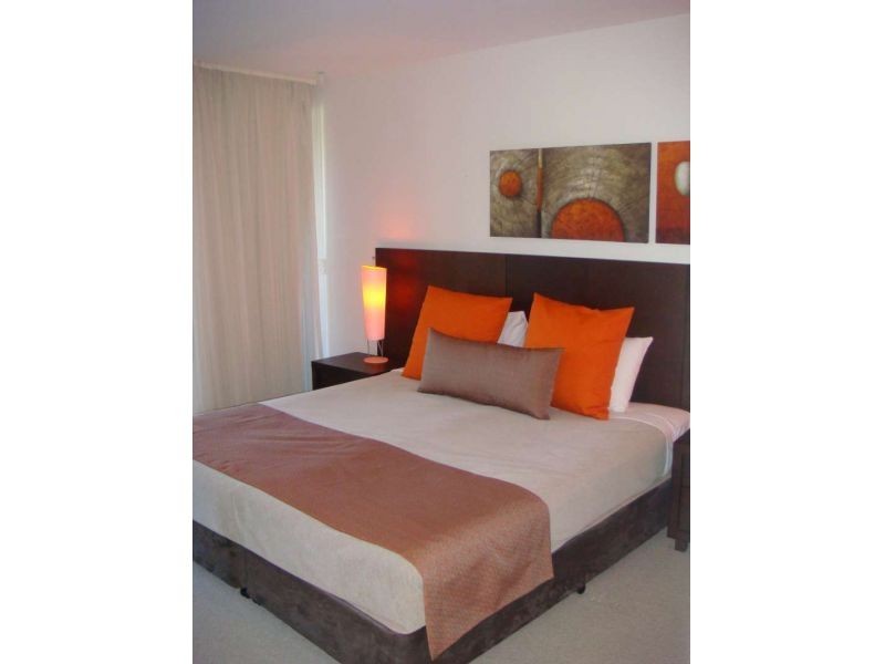 1209/2 Activa Way, Hope Island QLD 4212