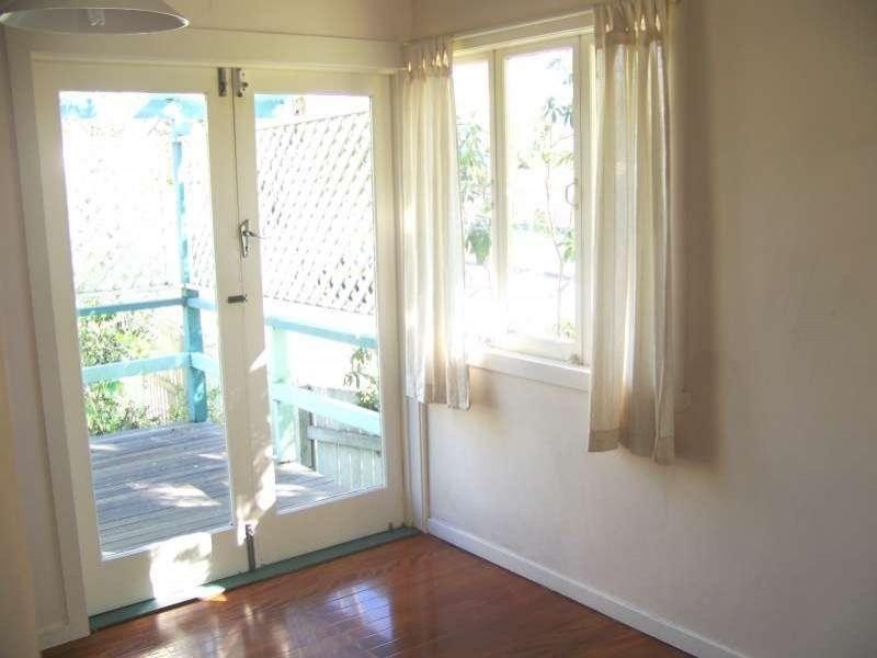 12 Romea Street, The Gap QLD 4061
