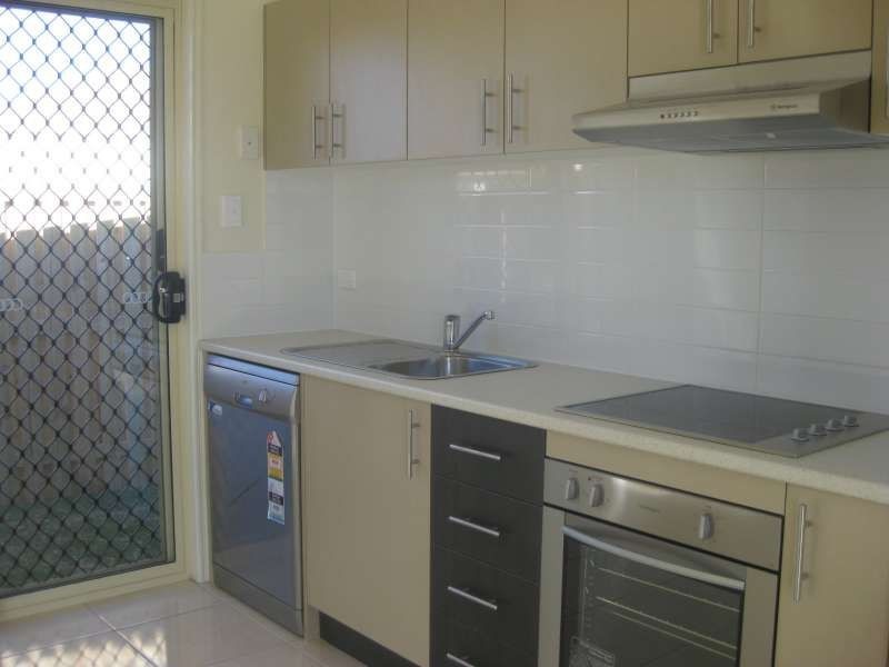 2/6 Lanagan Circuit, North Lakes QLD 4509