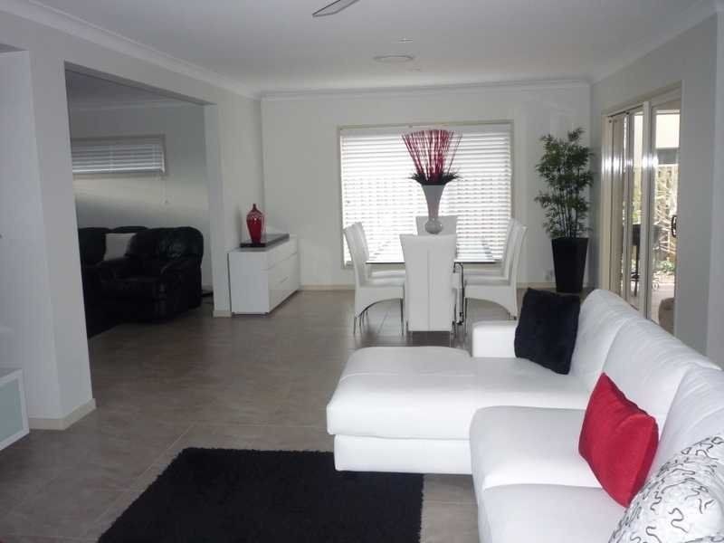 34 Tempel Island Circuit, Oxenford QLD 4210