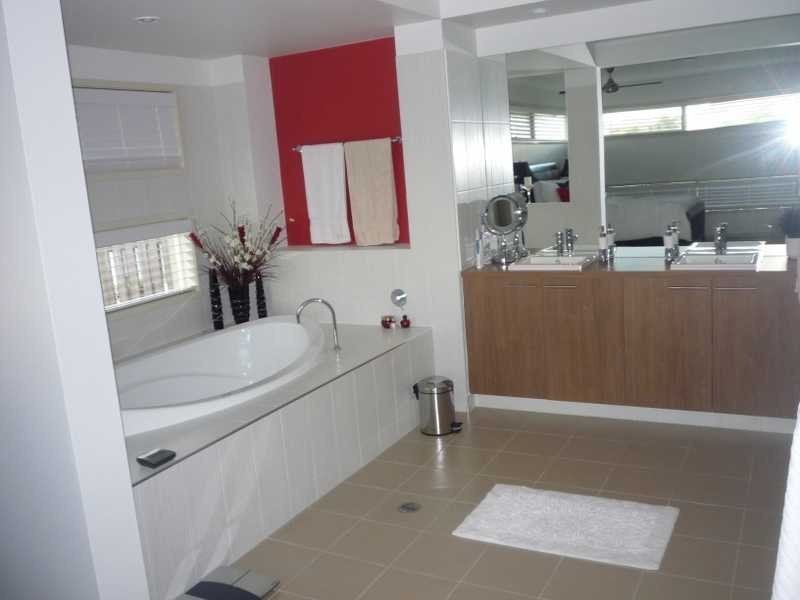 34 Tempel Island Circuit, Oxenford QLD 4210