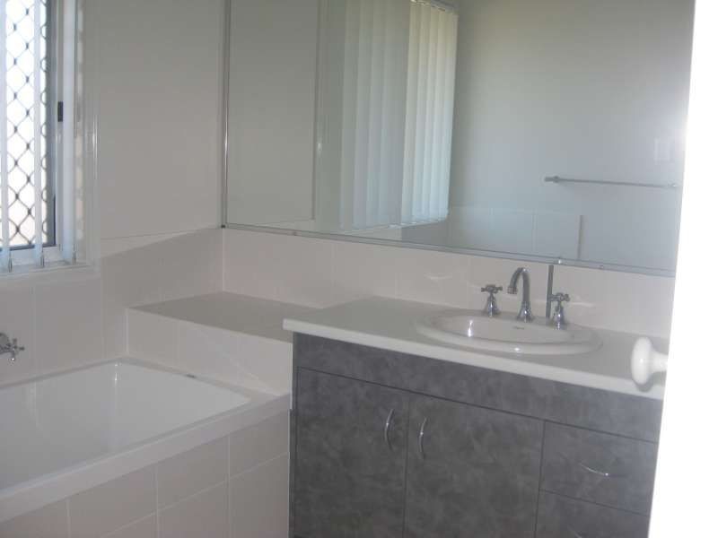 1/11 Duncan Crescent, Joyner QLD 4500