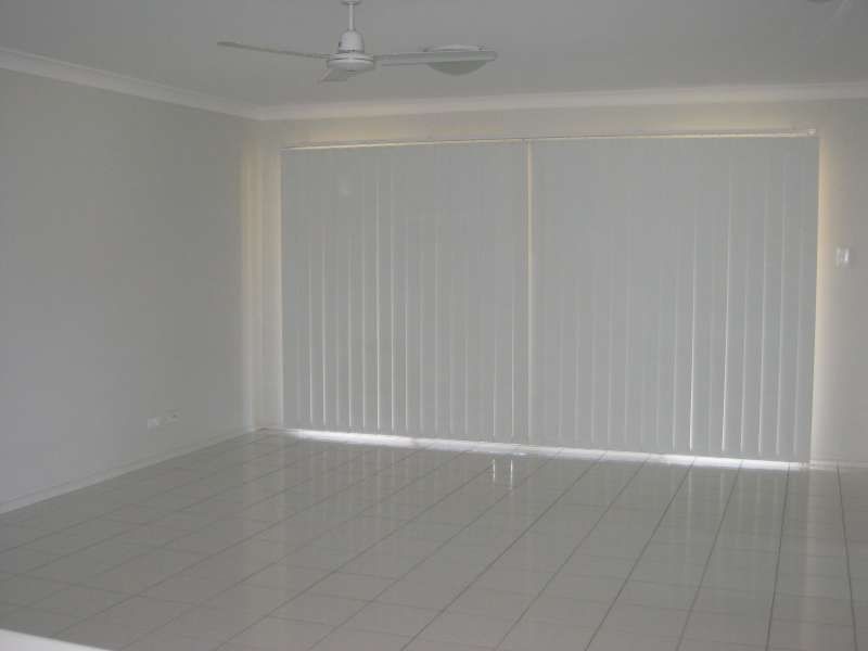 1/11 Duncan Crescent, Joyner QLD 4500