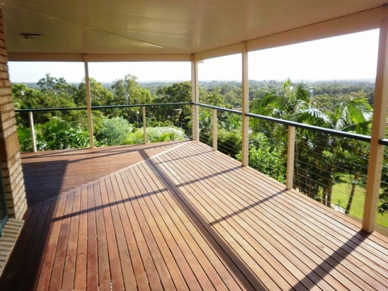 5 Highvale Drive, Helensvale QLD 4212