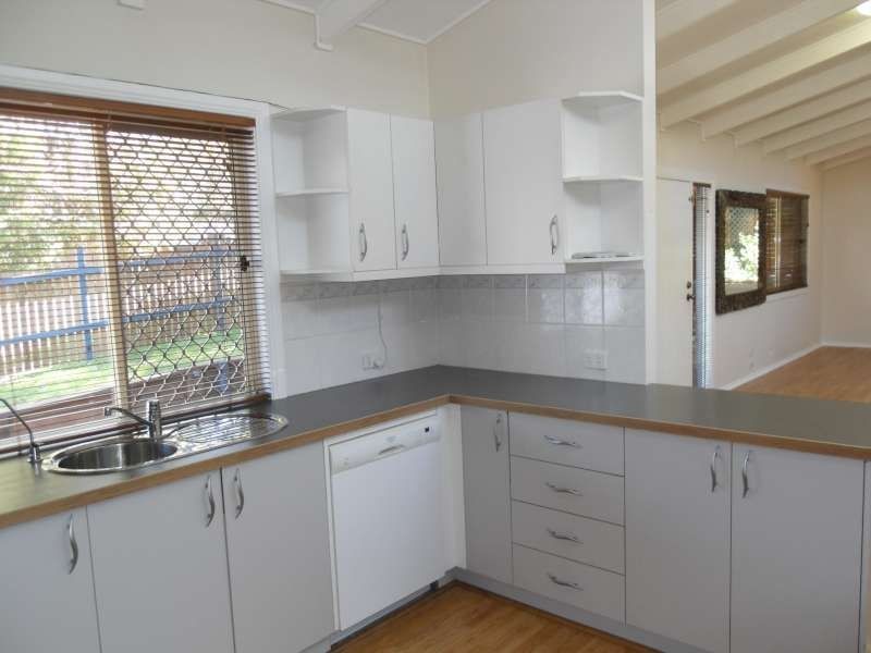 43 Kinabalu Drive, Eagle Heights QLD 4271