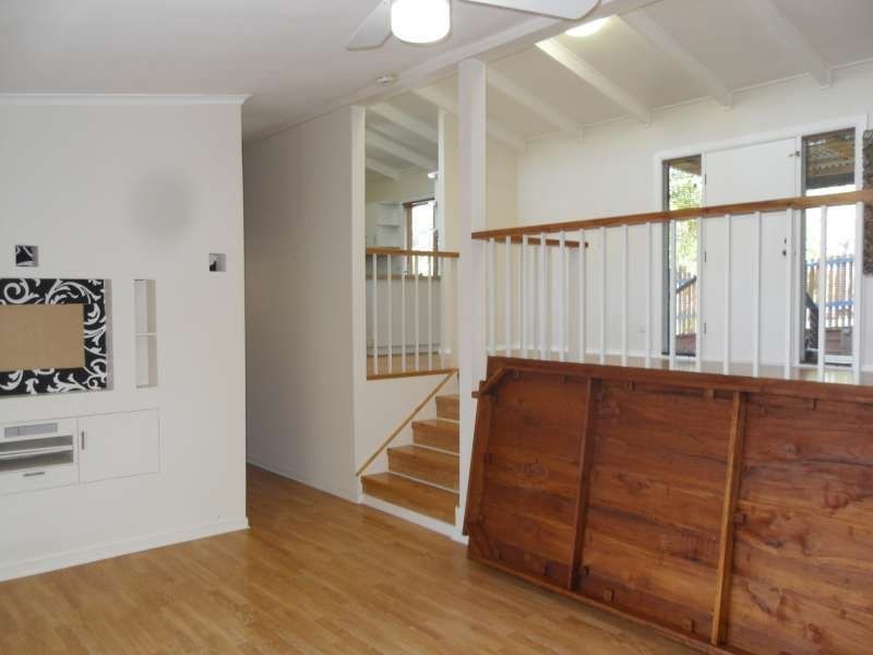 43 Kinabalu Drive, Eagle Heights QLD 4271