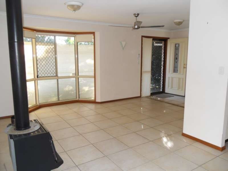 40 Brushtail Crescent, Doolandella QLD 4077