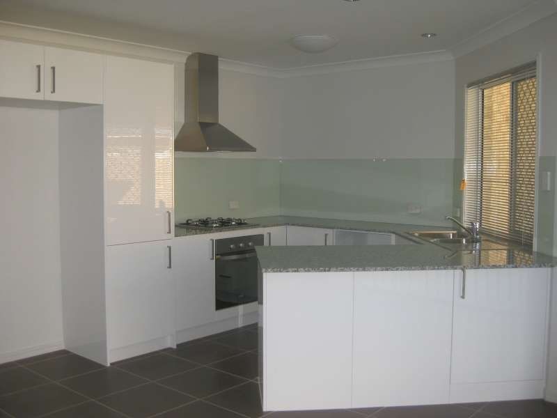 7 Pumello Court, Bellmere QLD 4510