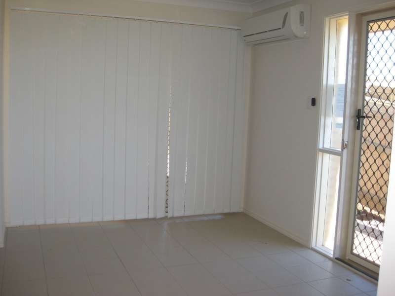 2/39 Michael David Drive, Warner QLD 4500