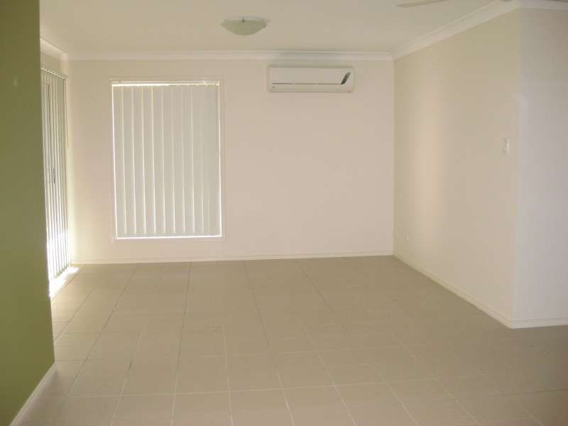 1/39 Michael David Drive, Warner QLD 4500