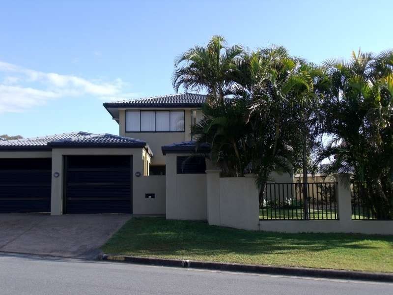 40 Lambros Drive, Benowa QLD 4217