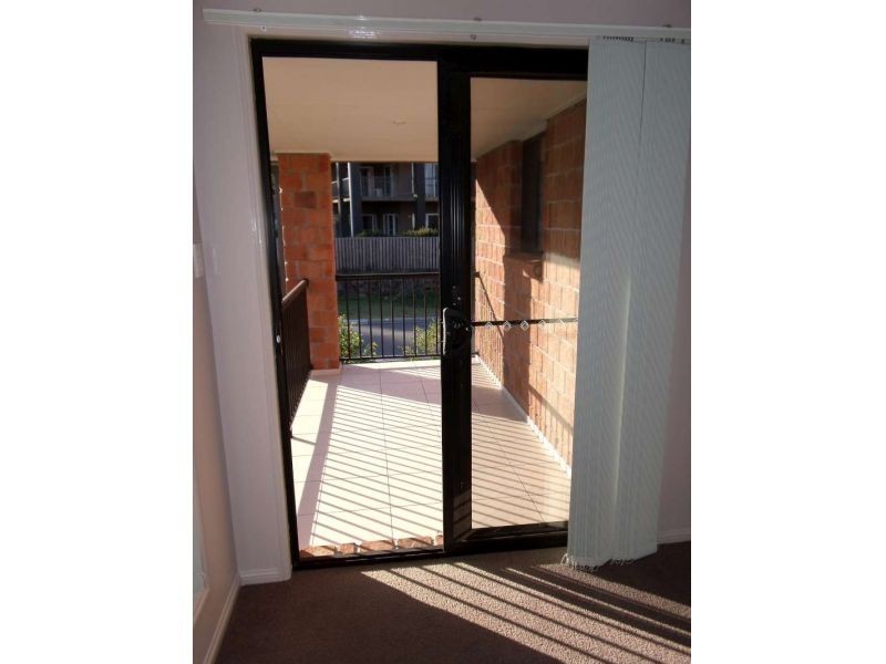 1/4 Gannon Way, Upper Coomera QLD 4209