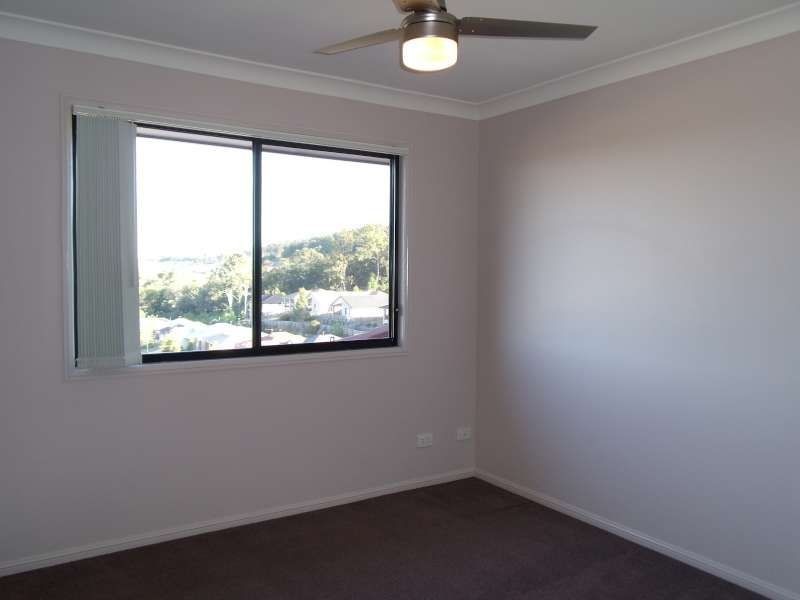 1/4 Gannon Way, Upper Coomera QLD 4209