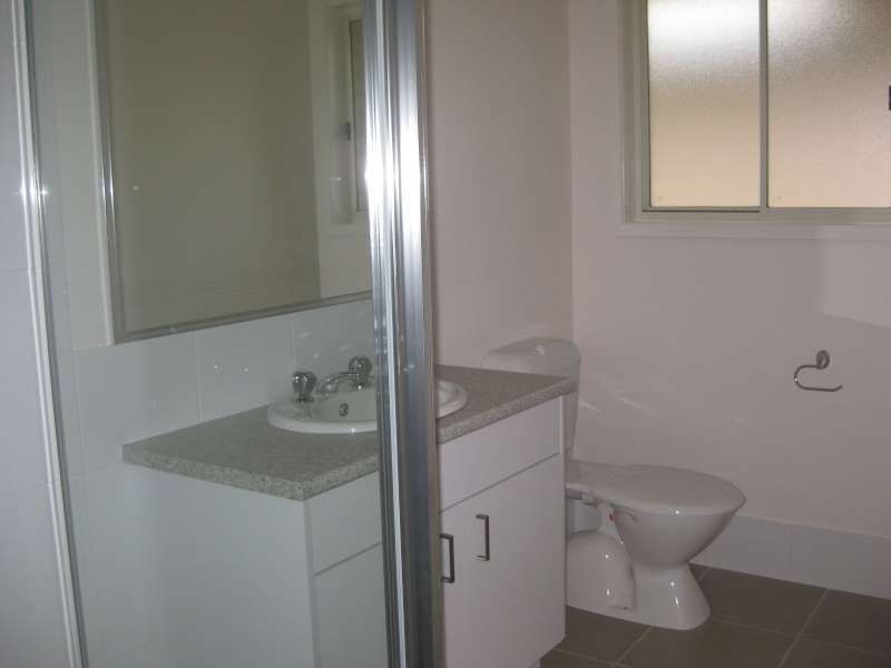 1/24 Rainbird Crescent, Kallangur QLD 4503