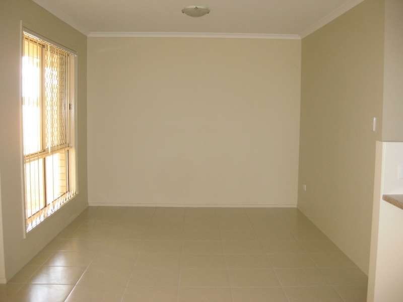 1/28 Rainbird Crescent, Kallangur QLD 4503