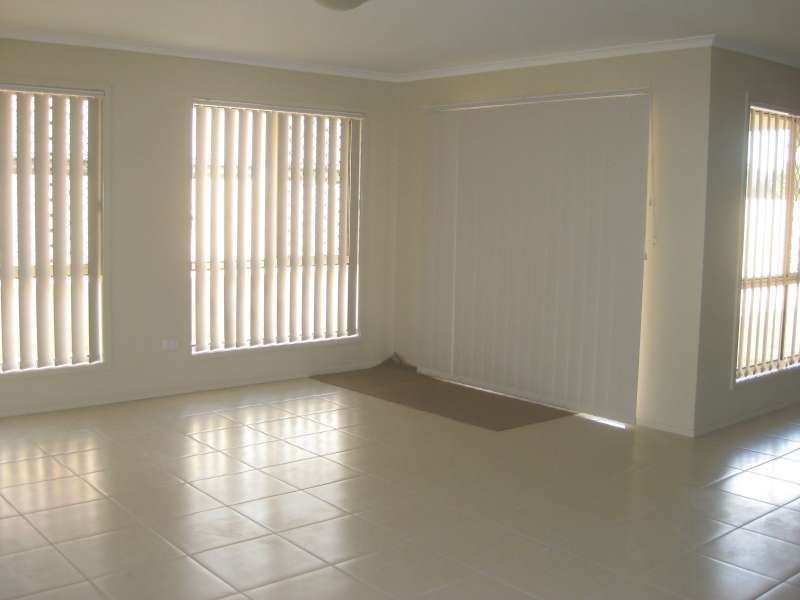 1/28 Rainbird Crescent, Kallangur QLD 4503