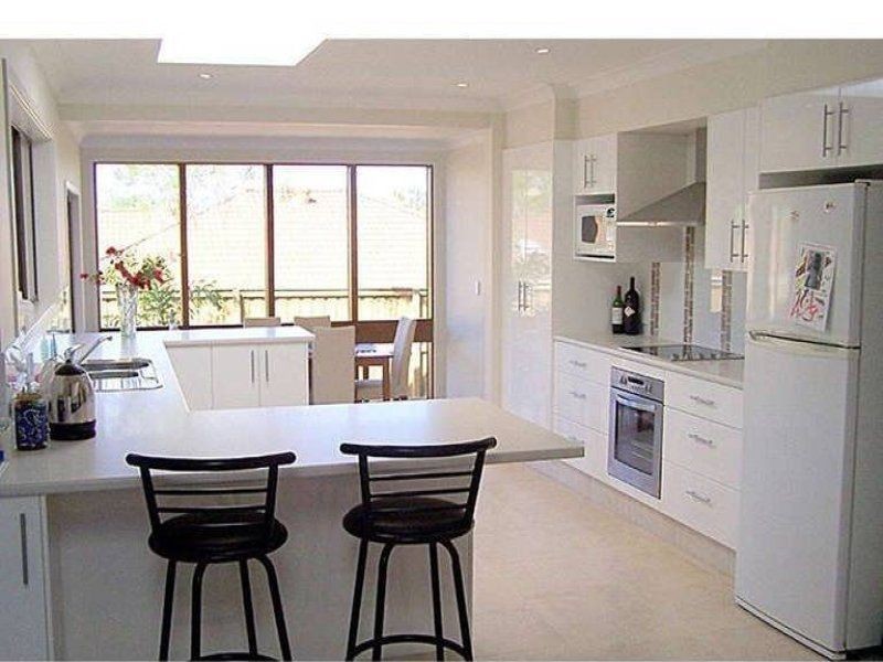13 Foothill Street, Elanora QLD 4221