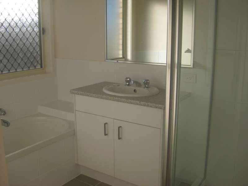 1/22 Rainbird Crescent, Kallangur QLD 4503