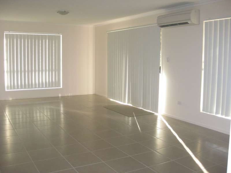 1/22 Rainbird Crescent, Kallangur QLD 4503