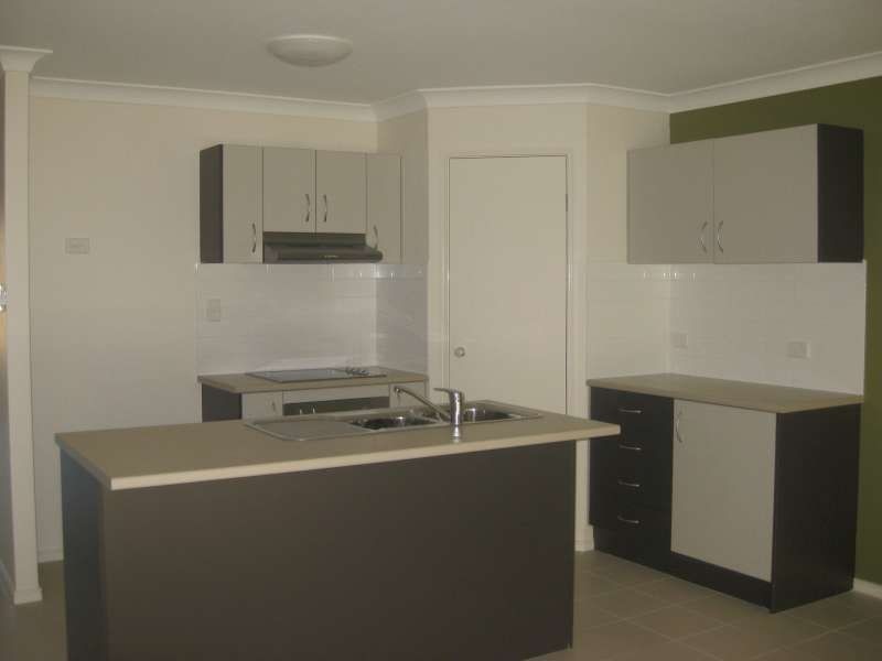 1, 34 Everest Street, Warner QLD 4500