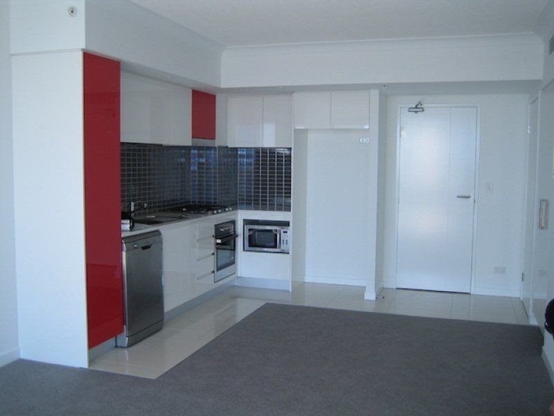 22602, 5 Lawson Street, Southport QLD 4215
