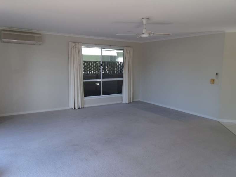 34 Emerton Crescent, Robina QLD 4226