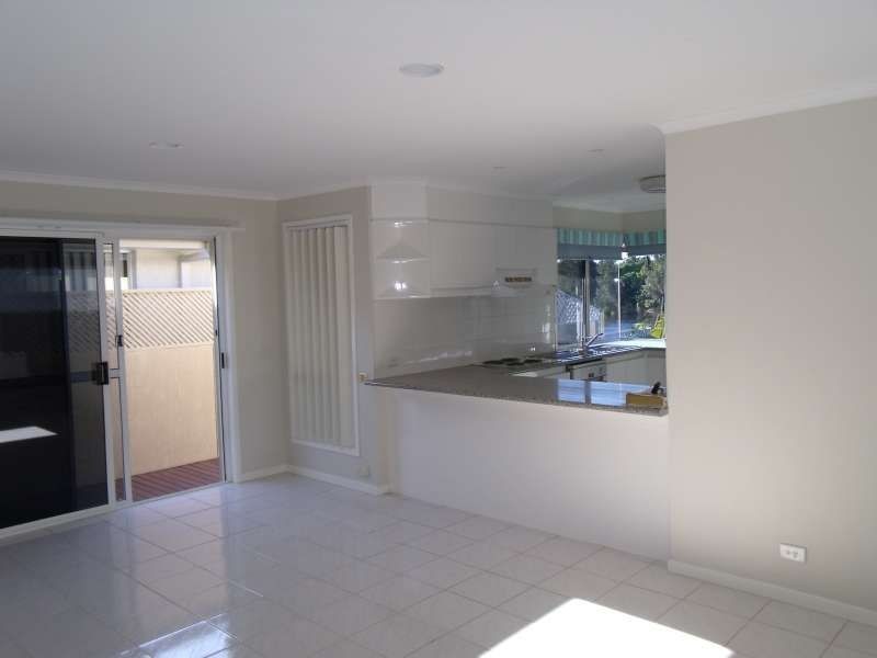 34 Emerton Crescent, Robina QLD 4226