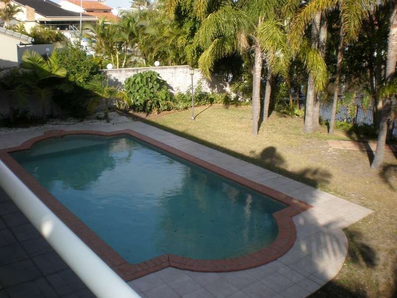 10 Van Diemen Place, Hollywell QLD 4216
