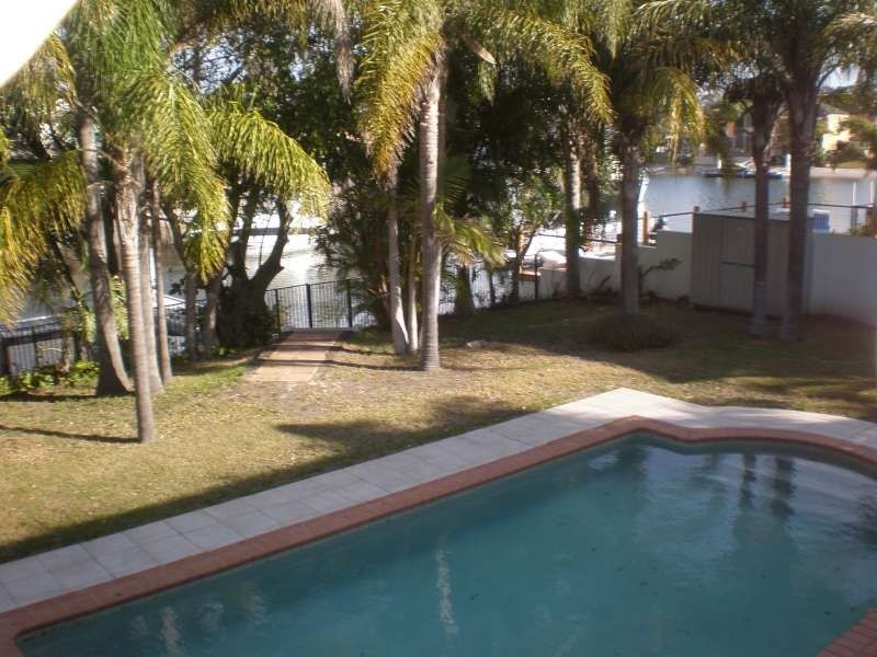 10 Van Diemen Place, Hollywell QLD 4216