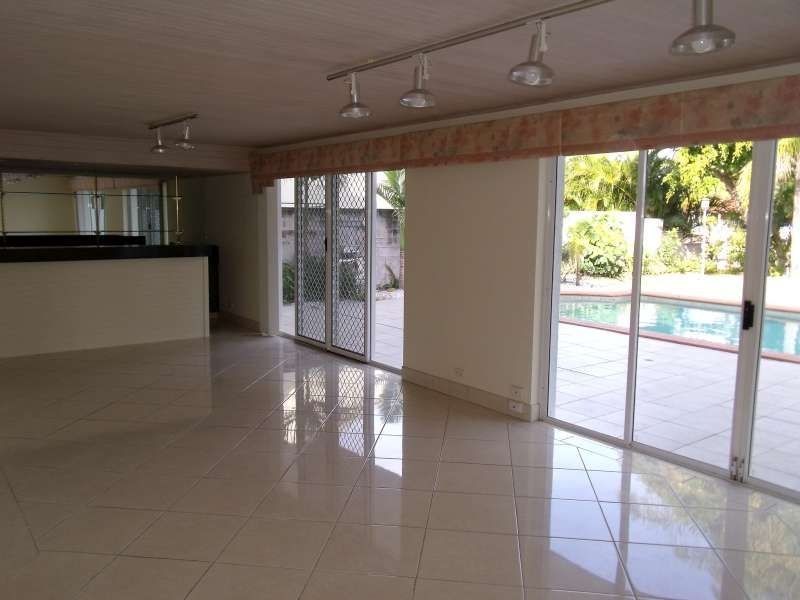 10 Van Diemen Place, Hollywell QLD 4216