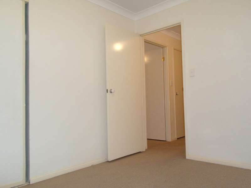 5, 183 Government Road, Labrador QLD 4215