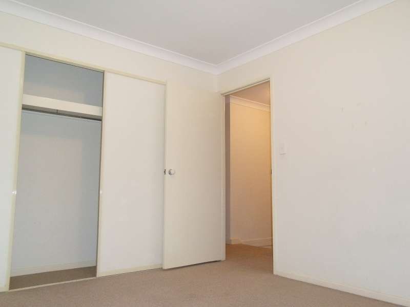5, 183 Government Road, Labrador QLD 4215