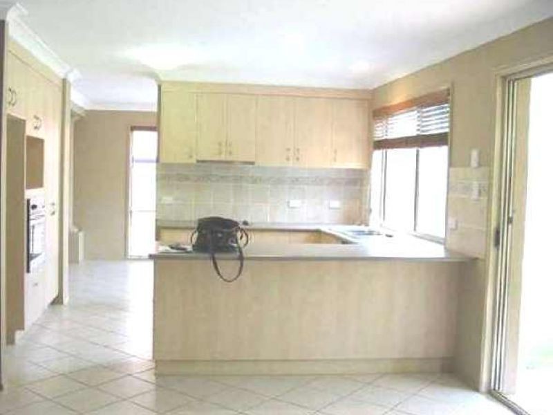 7 Seabrook Circuit, Westlake QLD 4074