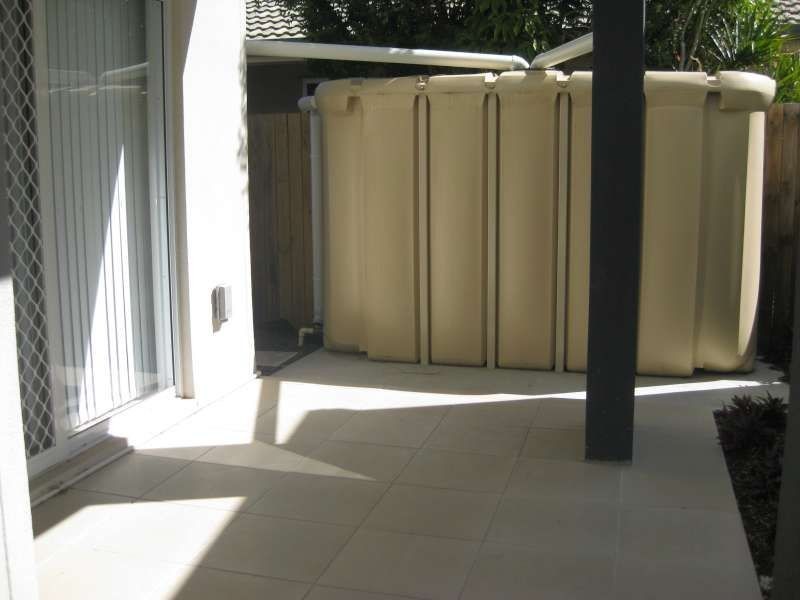 2/21-23 Thompson Crescent, Clontarf QLD 4019