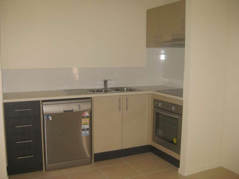 2, 10 Halifax Court, Bray Park QLD 4500