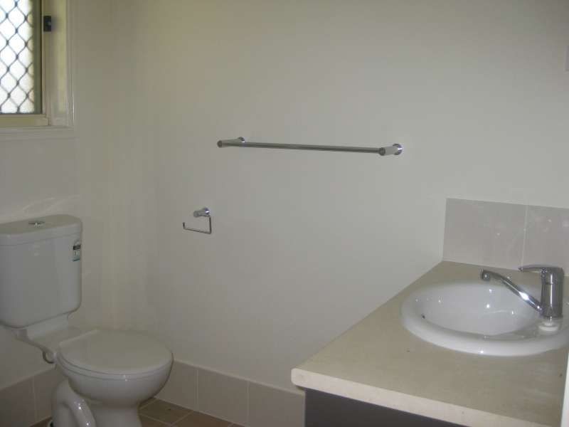 1, 10 Halifax Court, Bray Park QLD 4500