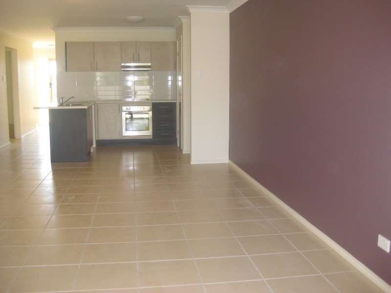 1, 10 Halifax Court, Bray Park QLD 4500