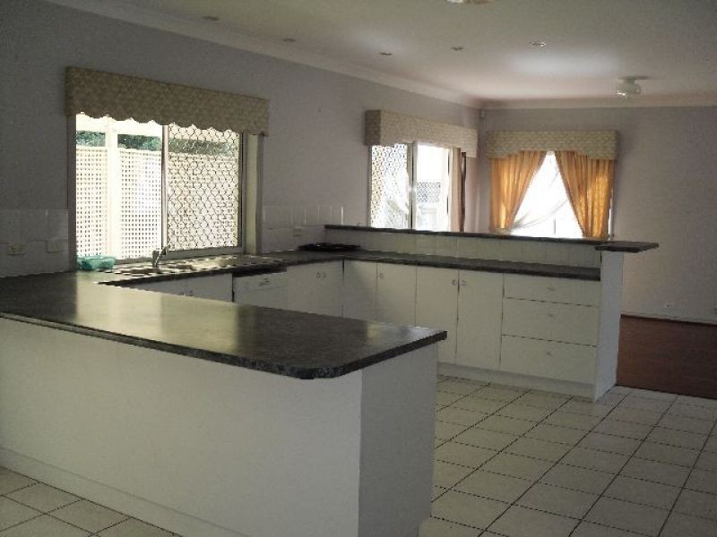 10 Park Avenue, Sunnybank Hills QLD 4109