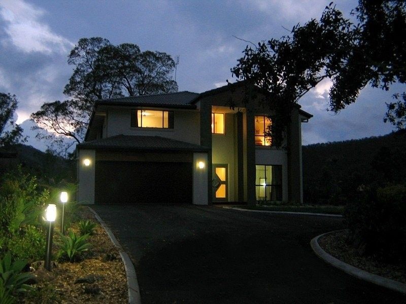 6 Mungindie Court, Mount Nathan QLD 4211