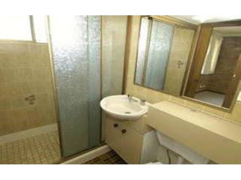 3/1 Angie Court, Mermaid Waters QLD 4218