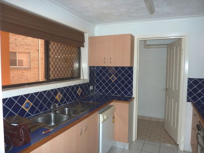 6/271 Golden Four Drive, Bilinga QLD 4225