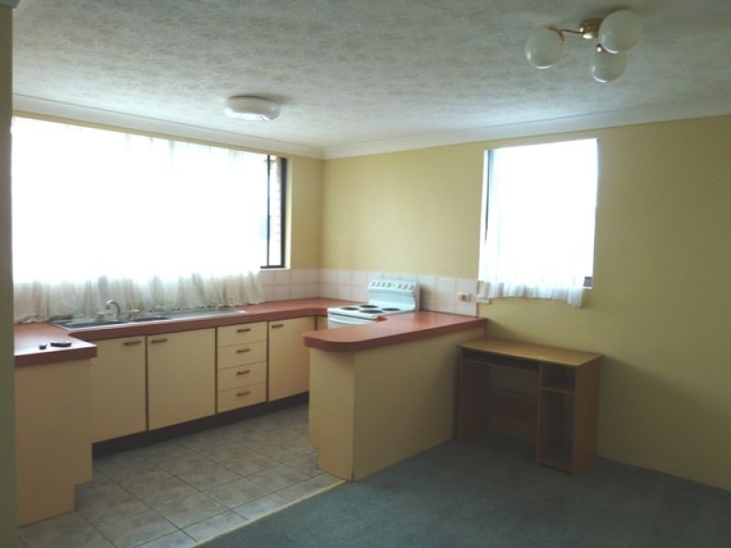 12/6 Brooke Avenue, Palm Beach QLD 4221