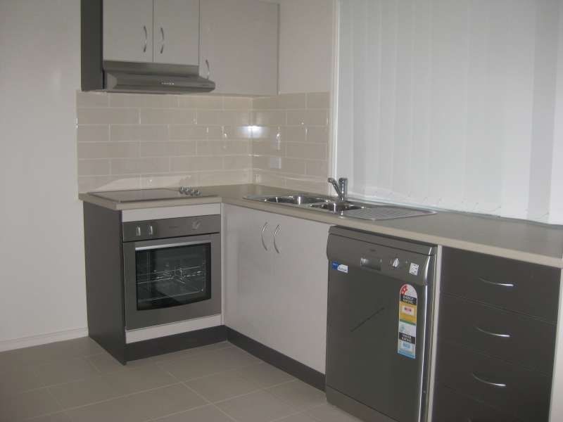 2/32 Grandview Parade, Griffin QLD 4503