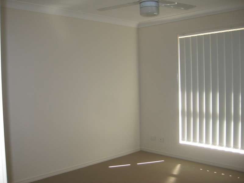 1/12 Auster Avenue, Bray Park QLD 4500