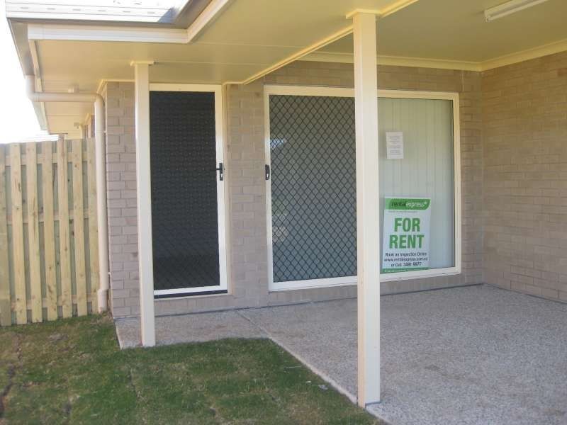 2/12 Auster Avenue, Bray Park QLD 4500