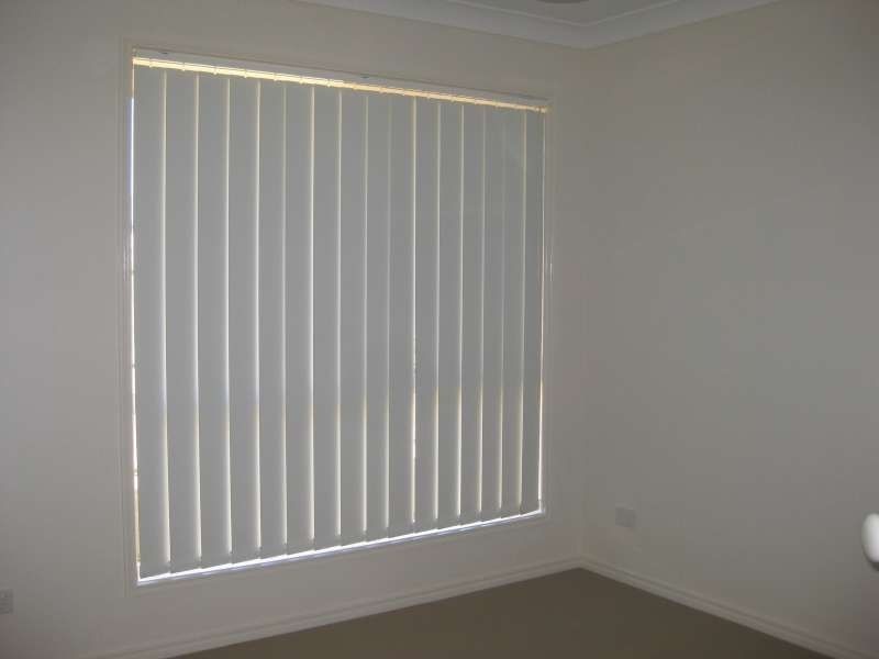 2/12 Auster Avenue, Bray Park QLD 4500