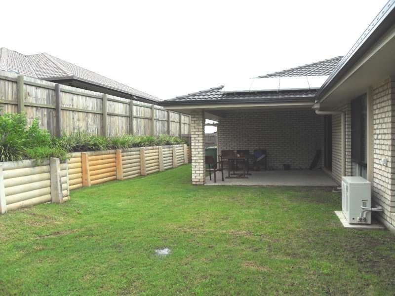 5 Maple Street, Kallangur QLD 4503