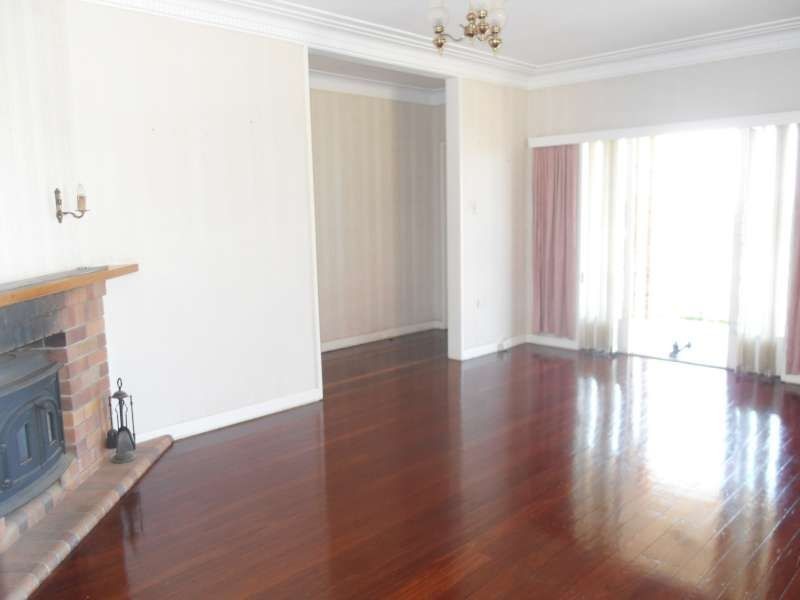 18 Braeside Terrace, Alderley QLD 4051